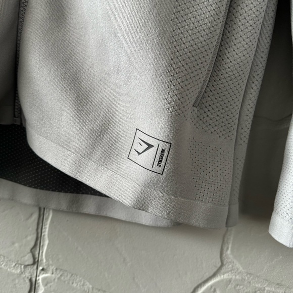 Gymshark Light Gray Mock Neck Men’s Full Zip - Picture 3 of 8